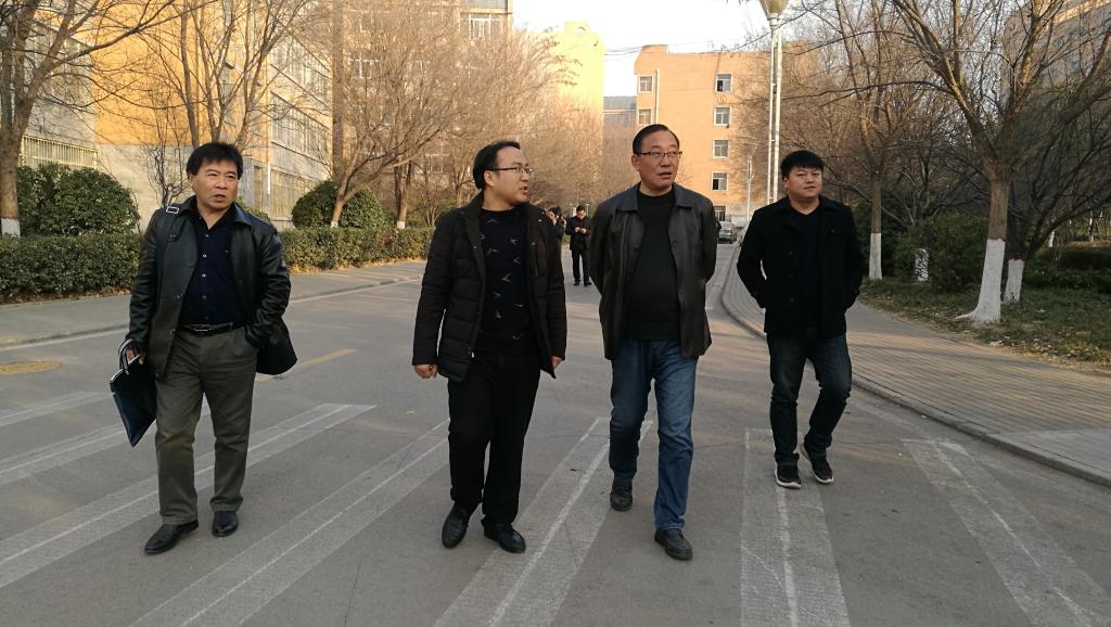 参观校园 参观校园